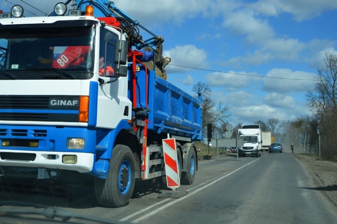 FOTO: Uwaga, utrudnienia! Przebudowa drogi wojewódzkiej nr 222