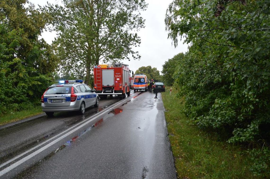 FOTO: Wypadek drogowy w pobliżu Kokoszkowych FOTO: Wypadek drogowy w pobliżu Kokoszkowych