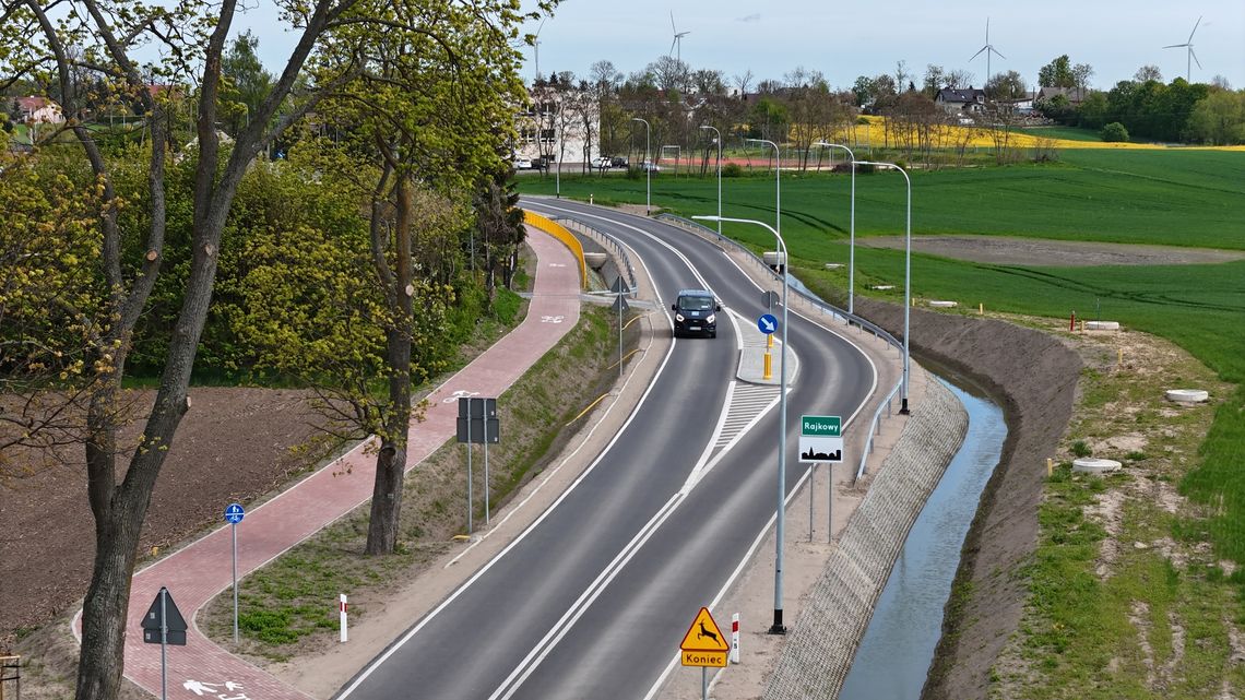 [FOTO] Zakończono rozbudowę drogi wojewódzkiej 230 w Rajkowach!