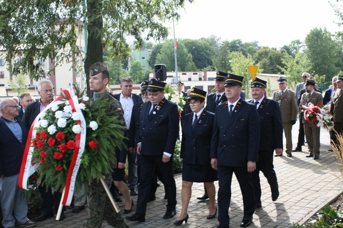 [GALERIA ZDJĘĆ] Apel poległych dla tych, dla których „Jeszcze Polska nie zginęła”. Obchody upamiętniające wybuch II wojny światowej