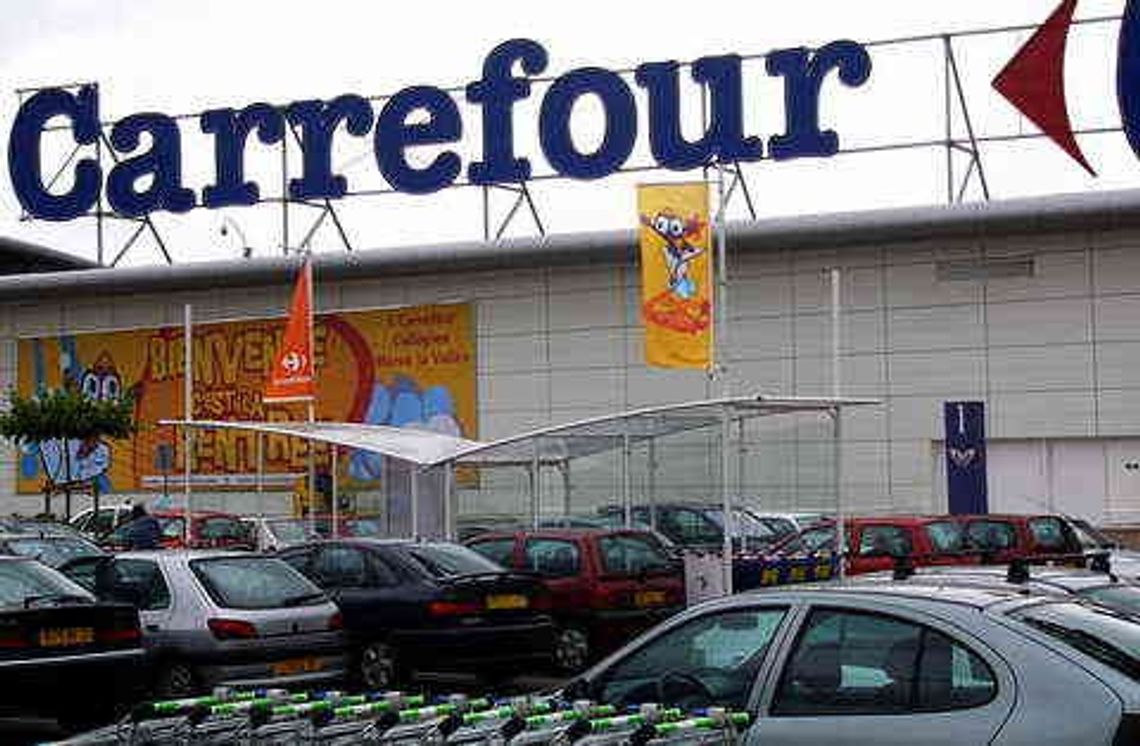 Gdański Carrefour w ogniu, ewakuacja tysiąca osób