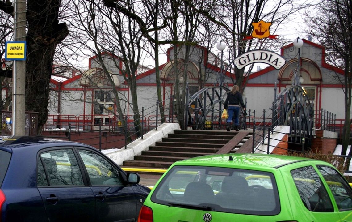 Gildia Gdańska opuści Targ Sienny. Kupcy pójdą z torbami? Gildia Gdańska opuści Targ Sienny. Kupcy pójdą z torbami?