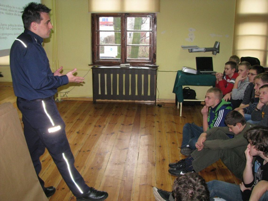 Gimnazjalistom o ochronie wizerunku i cyberprzemocy