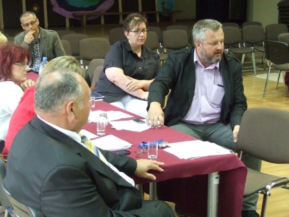 Gmina tonęła w śmieciach – nie wywożono ich od początku lipca Gmina tonęła w śmieciach – nie wywożono ich od początku lipca