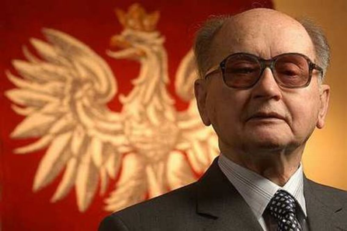 "Godność" do prezydenta Komorowskiego: oprawcy bez kary, gorycz i rozczarowanie "Godność" do prezydenta Komorowskiego: oprawcy bez kary, gorycz i rozczarowanie