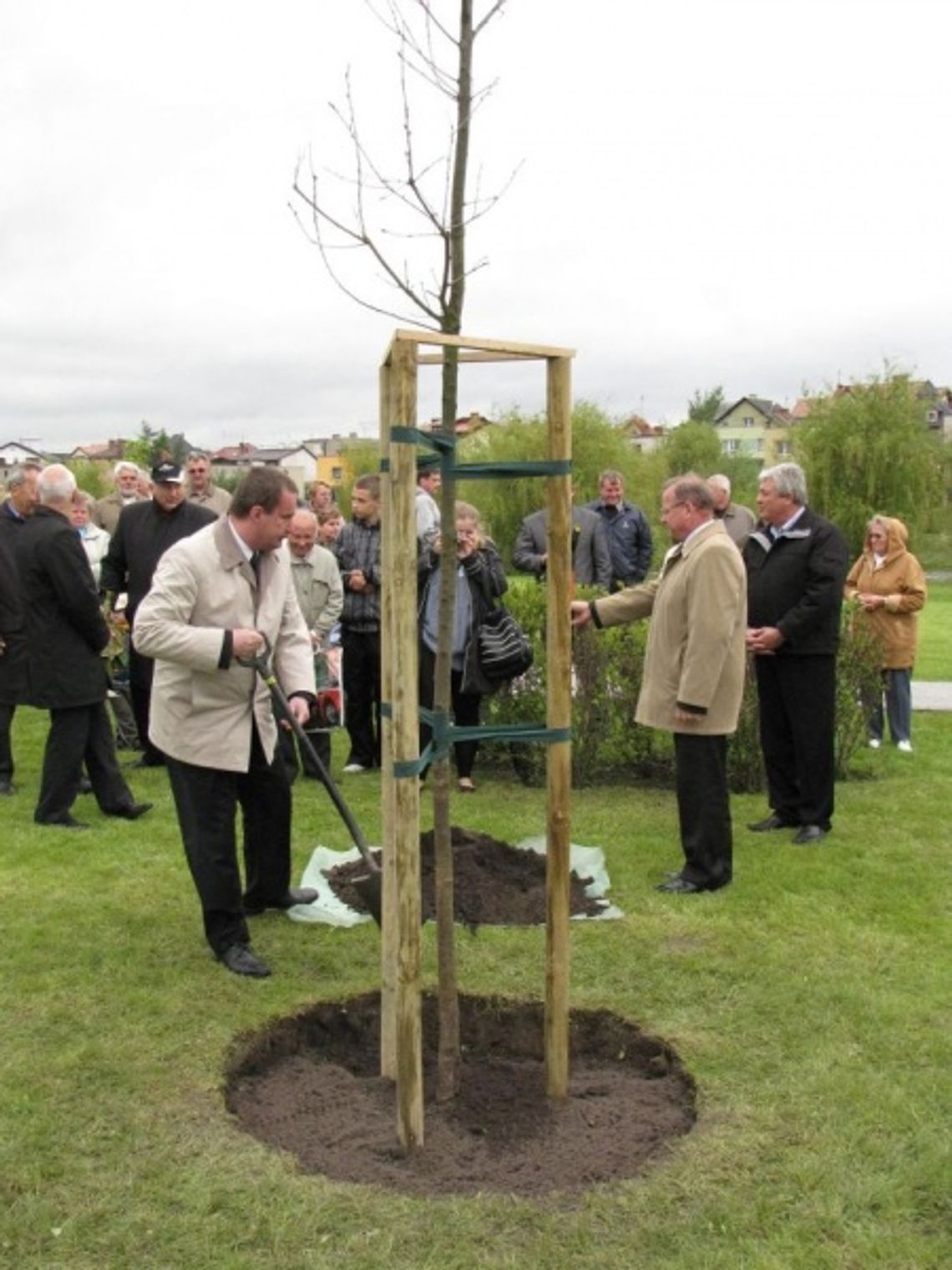 Górki pod opieką księcia Sambora. Skwer na os. Witosa otrzymał nazwę 750-lecia miasta Górki pod opieką księcia Sambora. Skwer na os. Witosa otrzymał nazwę 750-lecia miasta