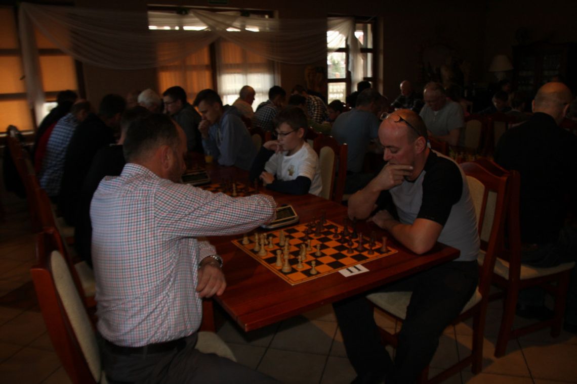 Gra umysłów. Turniej szachowy „Jesienny Gambit” za nami