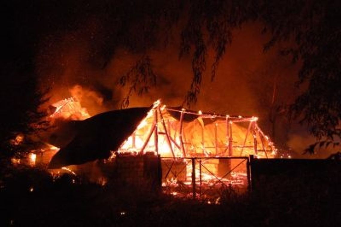 Grasuje podpalacz – trzy duże pożary w 5 dni Grasuje podpalacz – trzy duże pożary w 5 dni