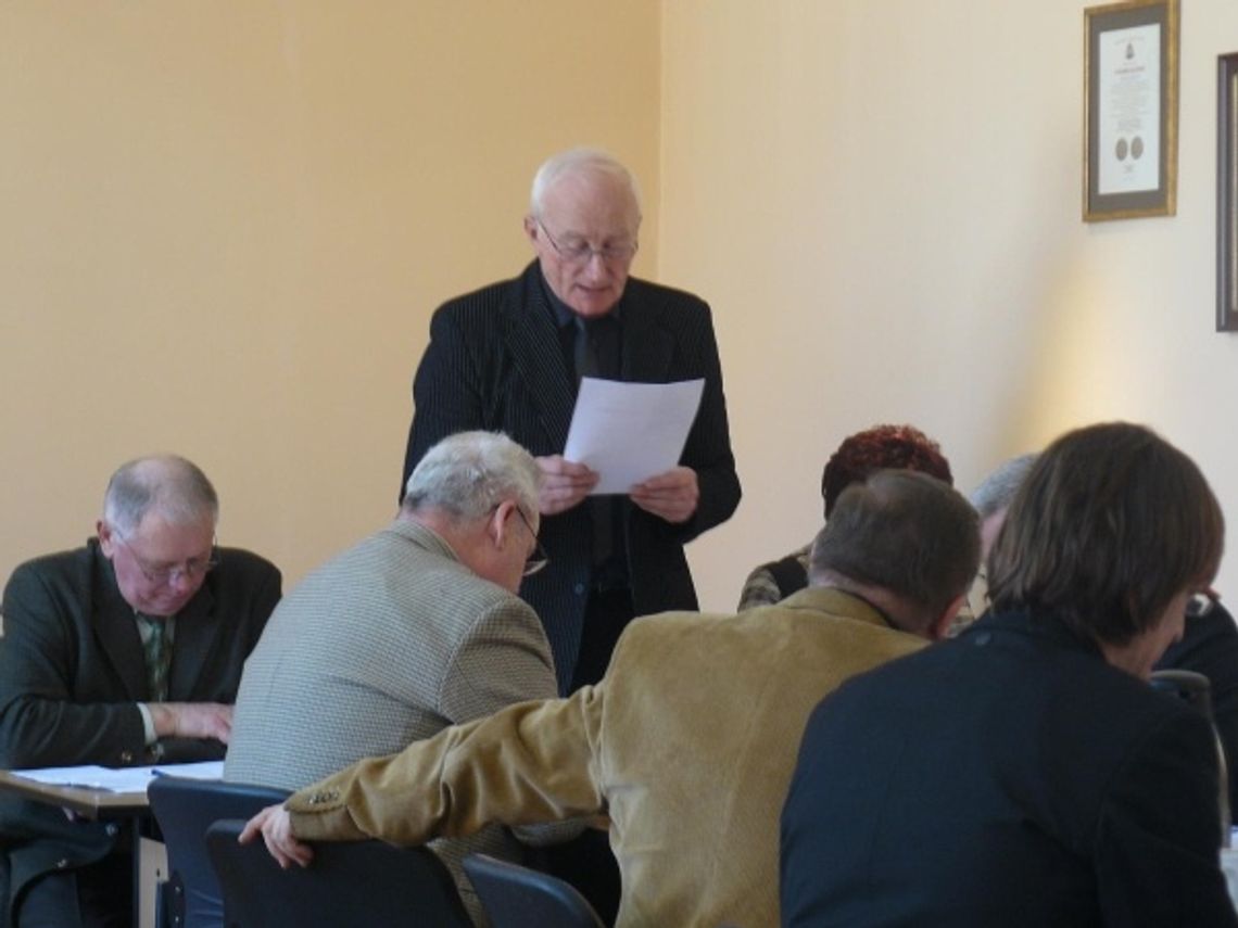 Gratyfikacja dla długowiecznych - po tysiączku dla stulatków Gratyfikacja dla długowiecznych - po tysiączku dla stulatków