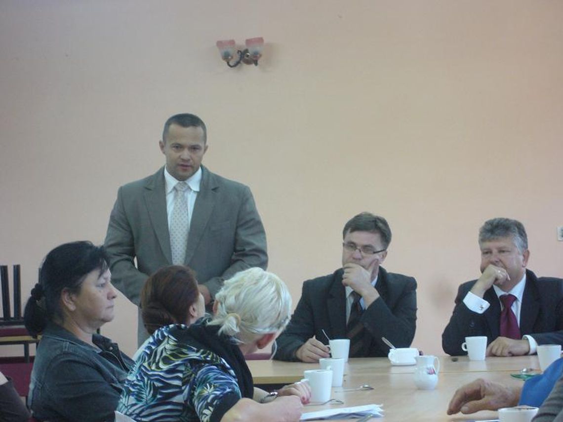 Grożą bojkotem wyborów, pozew zbiorowy zamiast kartki w urnie Grożą bojkotem wyborów, pozew zbiorowy zamiast kartki w urnie