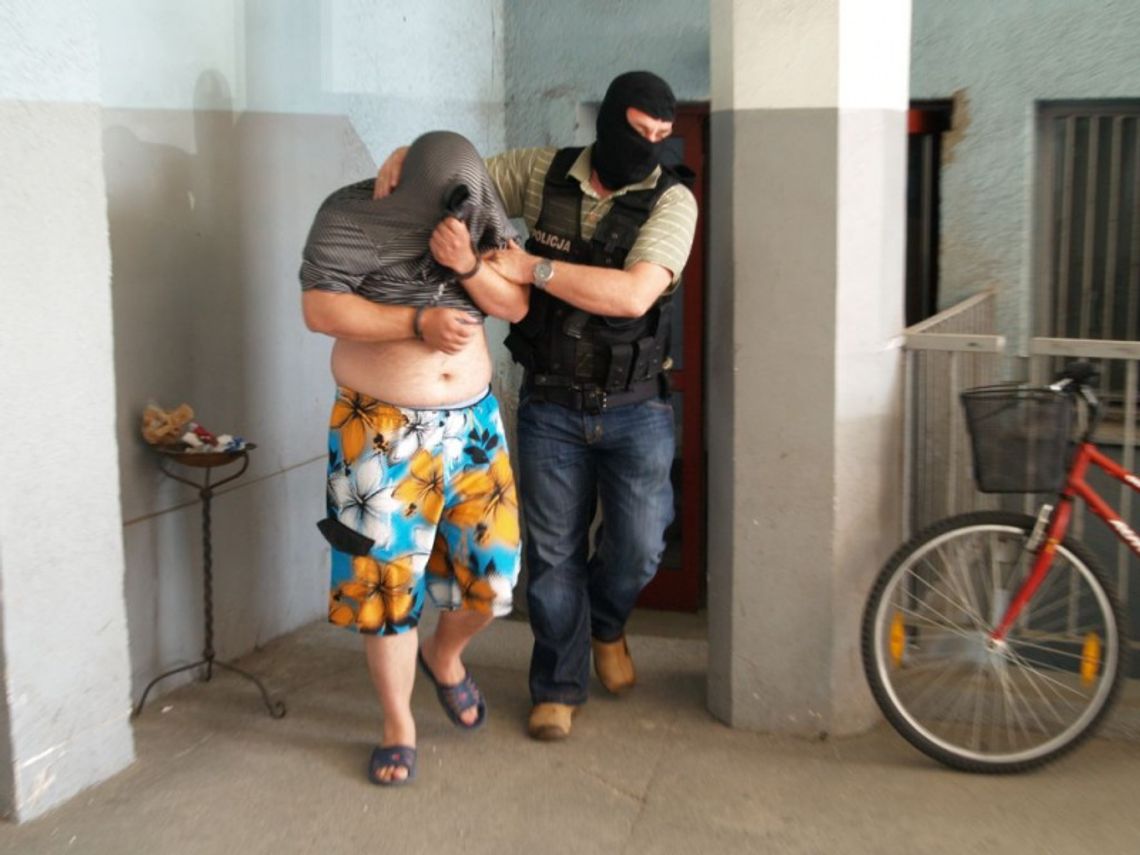 Grupa przestępcza "na wnuczka" rozbita. Wyłudzili kilkaset tysięcy złotych