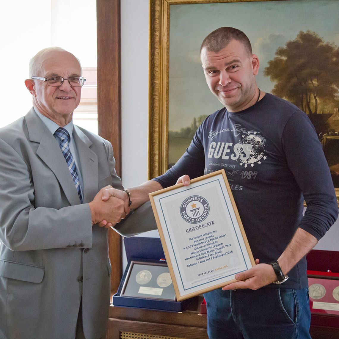 Guinness obok canoe w Centrum Konserwacji Wraków!