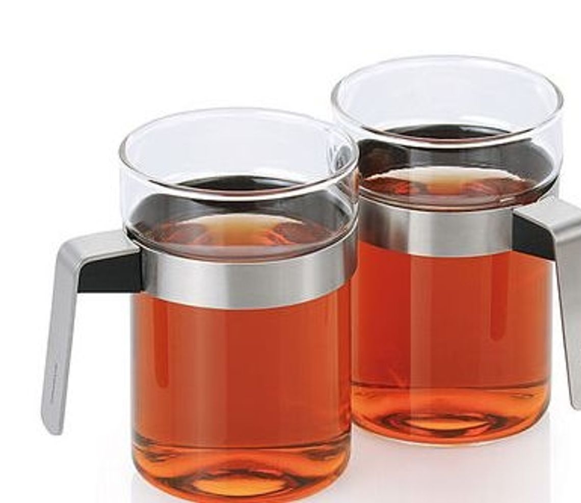 Herbata od Zarządu PKP na rozgrzanie podczas strajku kolejarzy Herbata od Zarządu PKP na rozgrzanie podczas strajku kolejarzy