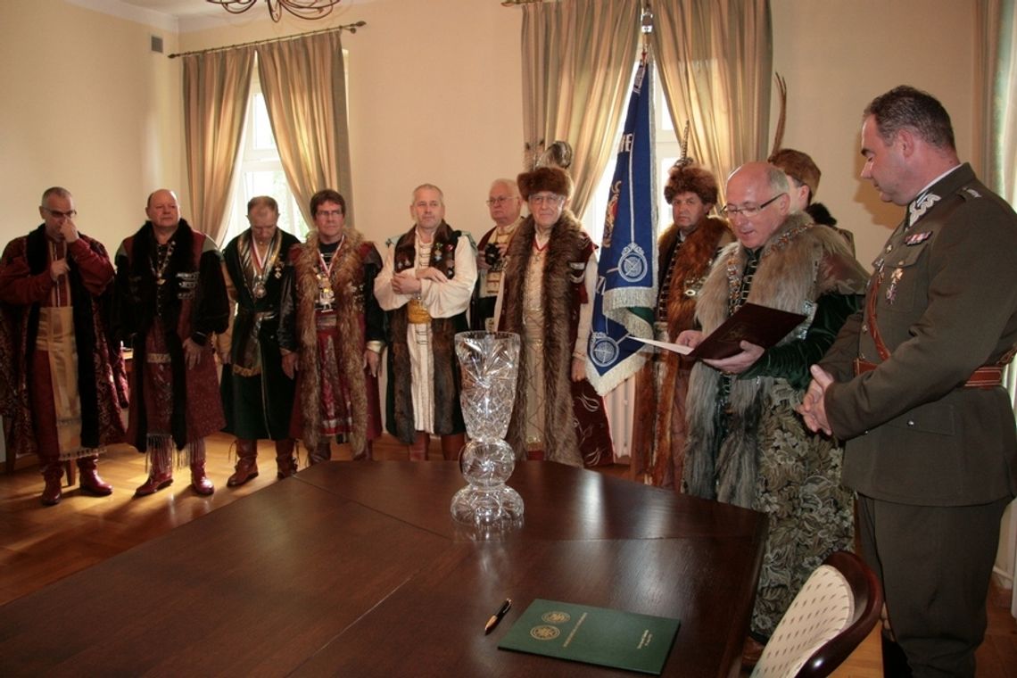 Historyczne porozumienie Historyczne porozumienie