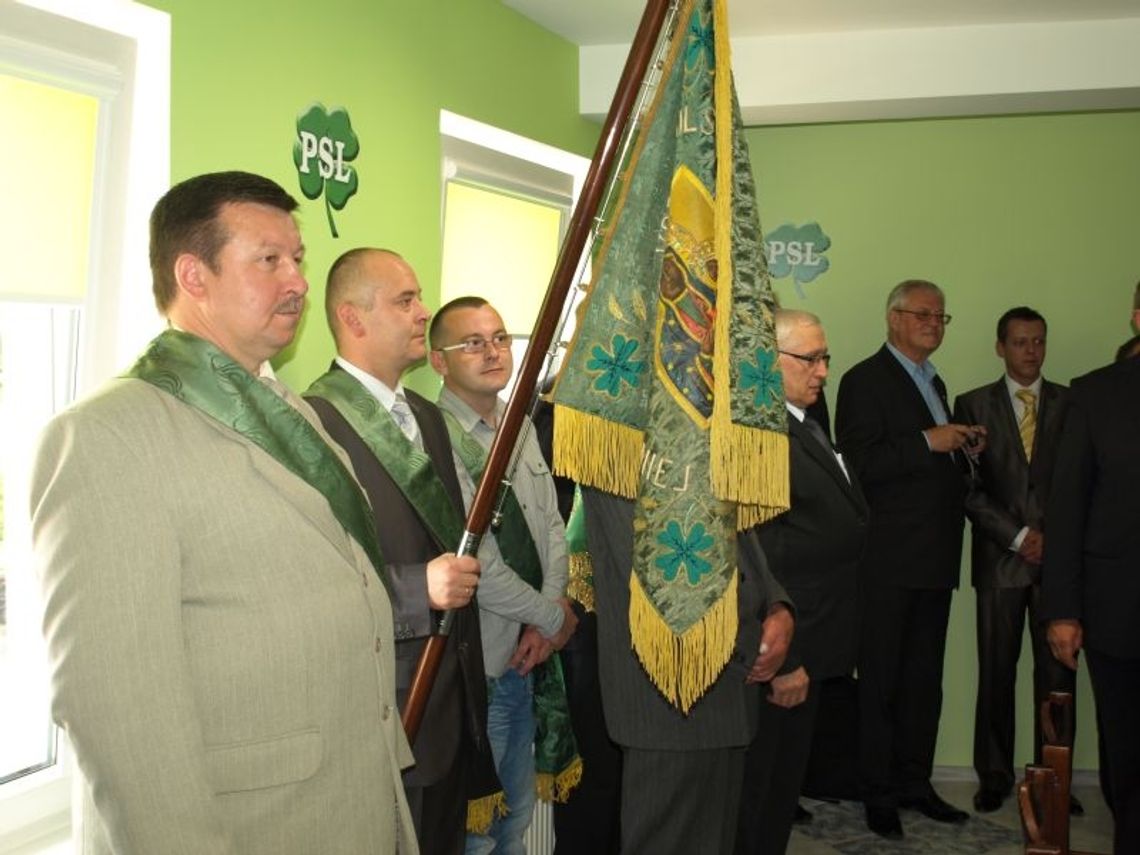 Huczne otwarcie bez wicepremiera - nie doleciał Huczne otwarcie bez wicepremiera - nie doleciał