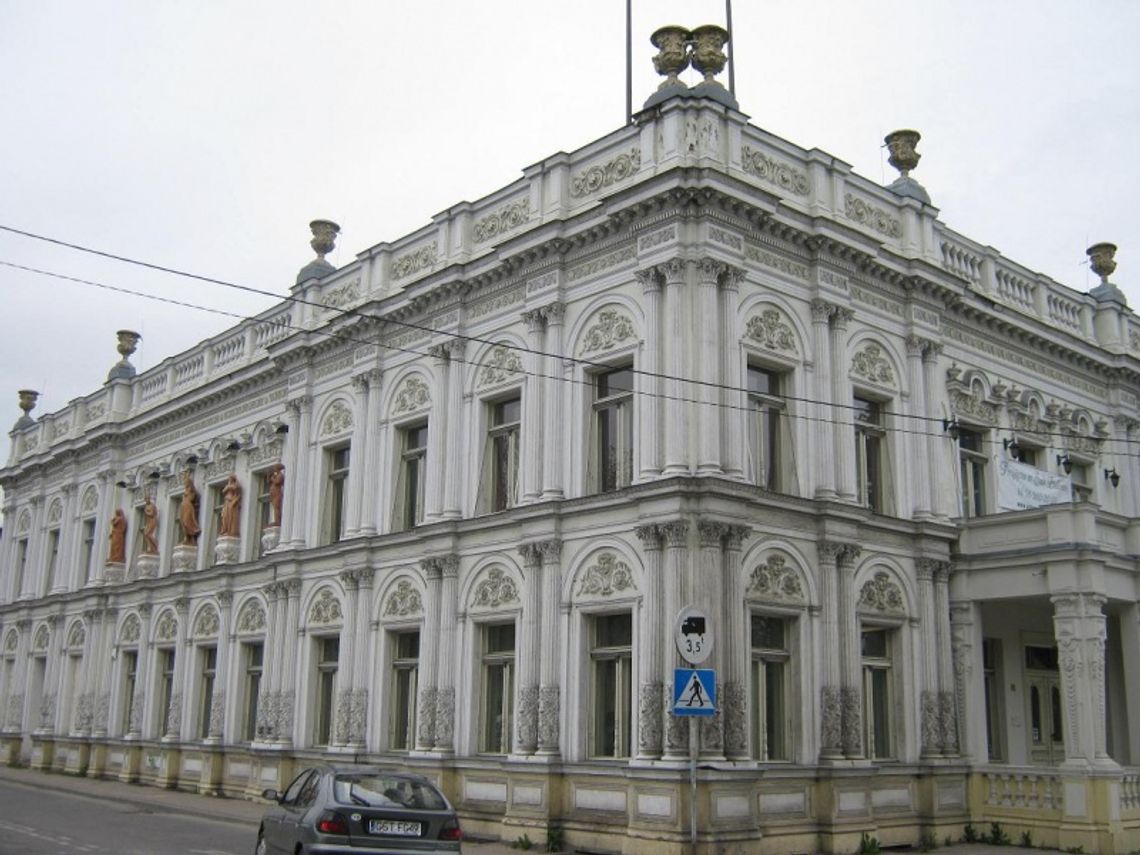 Huczne ożywienie i oziębiona klapa. Z Pałacem Wiecherta w sądzie – spór dzierżawcy z właścicielem Huczne ożywienie i oziębiona klapa. Z Pałacem Wiecherta w sądzie – spór dzierżawcy z właścicielem