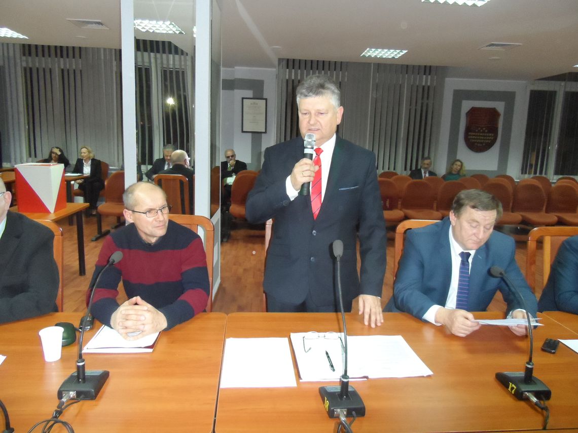 II posiedzenie Rady Powiatu Starogardzkiego - radni wybrali zarząd II posiedzenie Rady Powiatu Starogardzkiego - radni wybrali zarząd