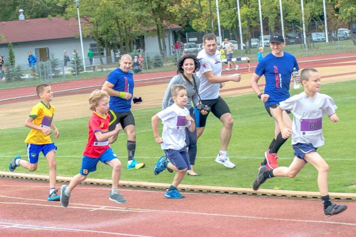 III Bieg Uliczny z okazji Święta Lotnictwa Polskiego III Bieg Uliczny z okazji Święta Lotnictwa Polskiego