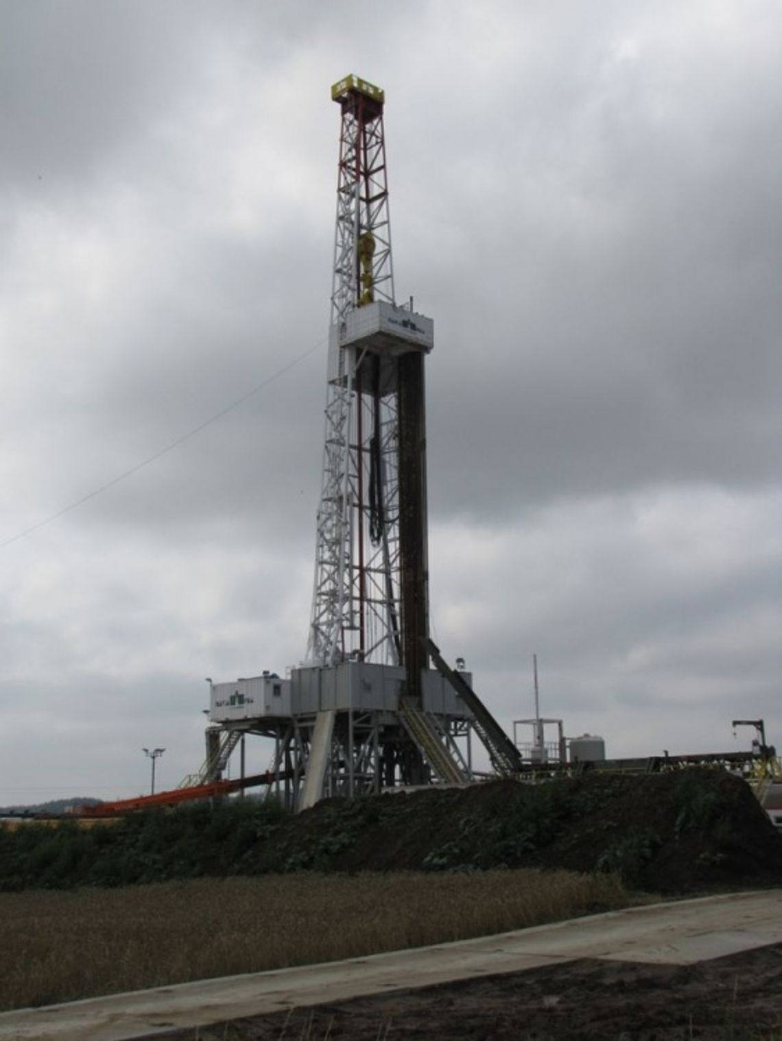 Ile gazu w łupkach? Odwiert w Stanisławiu - na prawie 4 tys. m Ile gazu w łupkach? Odwiert w Stanisławiu - na prawie 4 tys. m