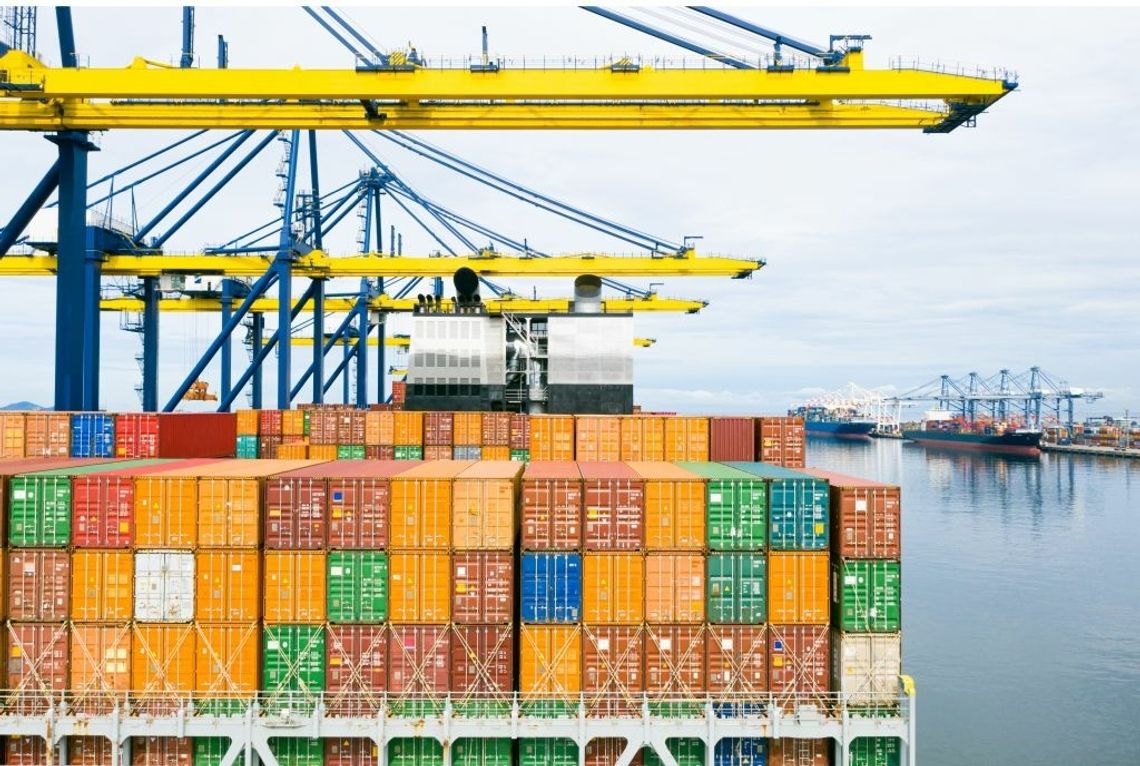 Import towarów drogą morską- co wziąć pod uwagę wybierając firmę transportową? Import towarów drogą morską- co wziąć pod uwagę wybierając firmę transportową?