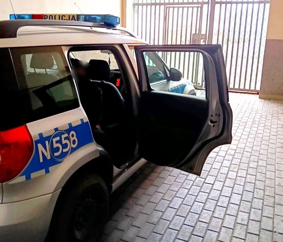 Jadąc rowerem, wyrwał kobiecie torebkę. Złodziej został zatrzymany w salonie gier