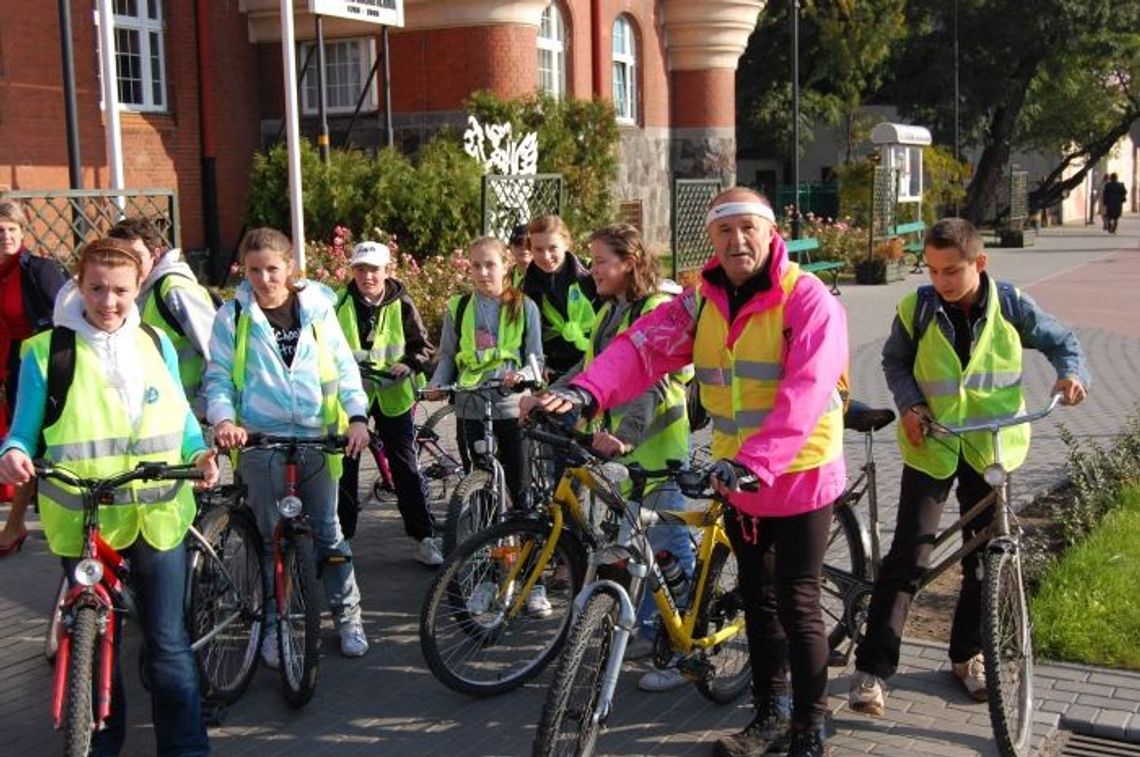 Jak spędzić majówkę? Na dwóch kołach, na łonie natury, historycznie lub przy dźwiękach skrzypiec Jak spędzić majówkę? Na dwóch kołach, na łonie natury, historycznie lub przy dźwiękach skrzypiec