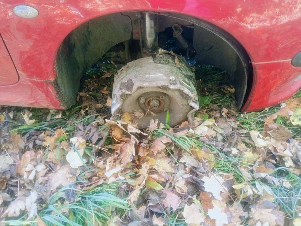 Jechał autem na feldze bez opony. Wydmuchał ponad dwa promile alkoholu! Jechał autem na feldze bez opony. Wydmuchał ponad dwa promile alkoholu!