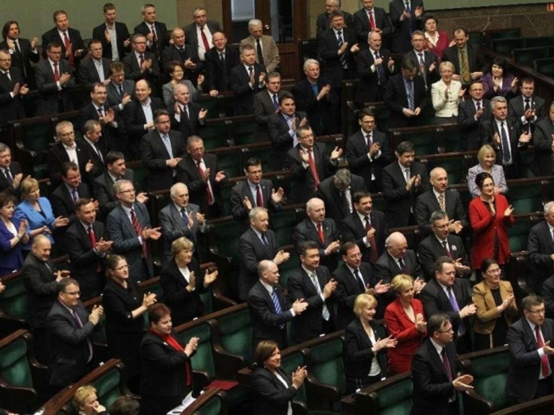 Jeden parlamentarzysta kosztuje nas miesięcznie ok. 24 tys. zł