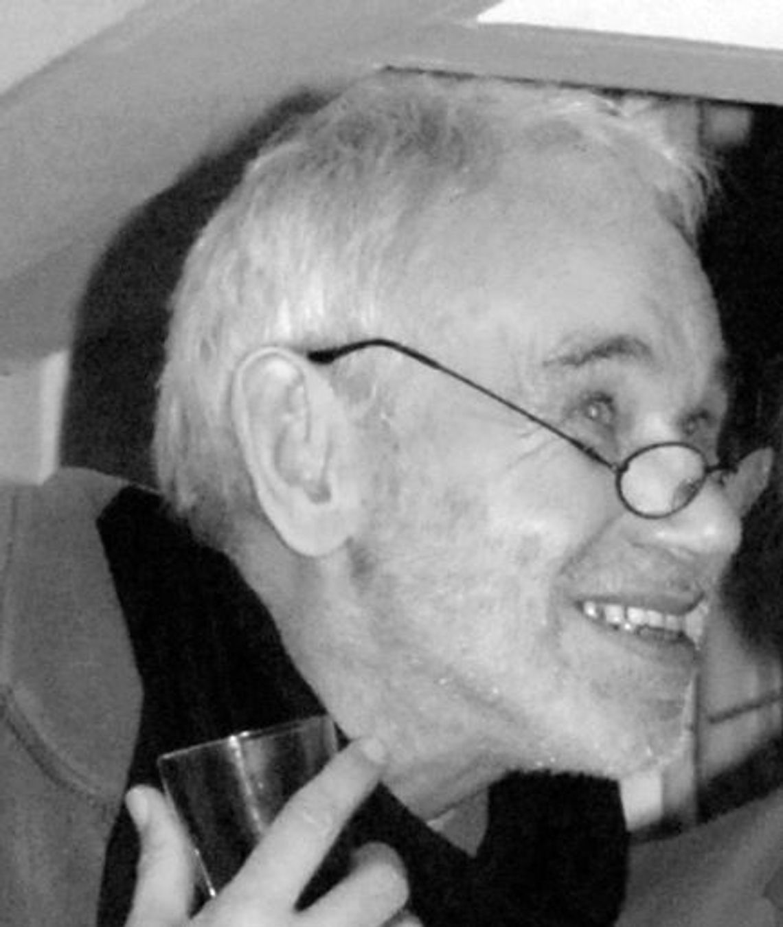 Jerzy Kamrowski nie żyje. Poeta, artysta, krytyk - wybitnie utalentowany Jerzy Kamrowski nie żyje. Poeta, artysta, krytyk - wybitnie utalentowany