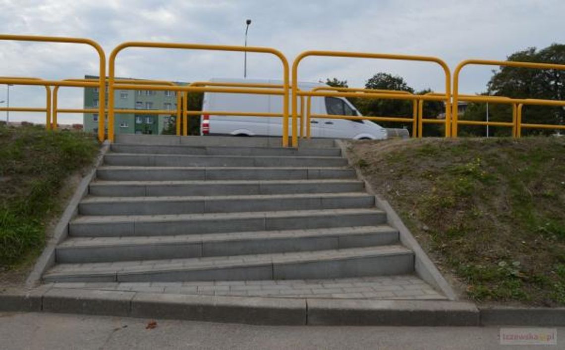 Jest odpowiedź GDDKiA w sprawie schodów donikąd: ”To był…” Jest odpowiedź GDDKiA w sprawie schodów donikąd: ”To był…”