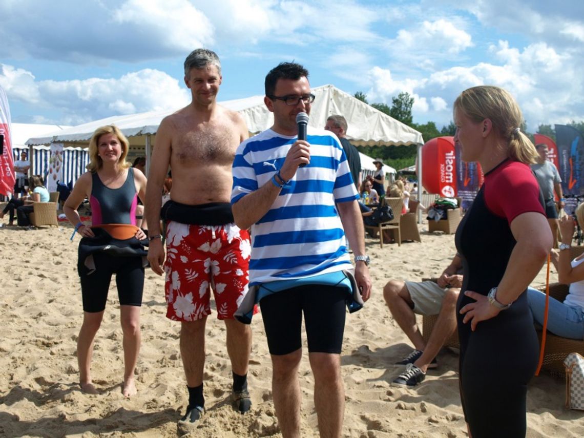 Jetskirace czyli parlamentarzyści, media i celebryci na skuterach Jetskirace czyli parlamentarzyści, media i celebryci na skuterach