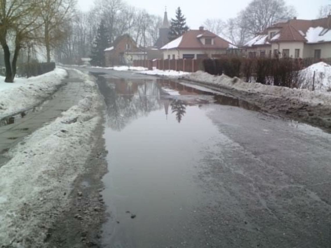 Jezioro na środku ulicy