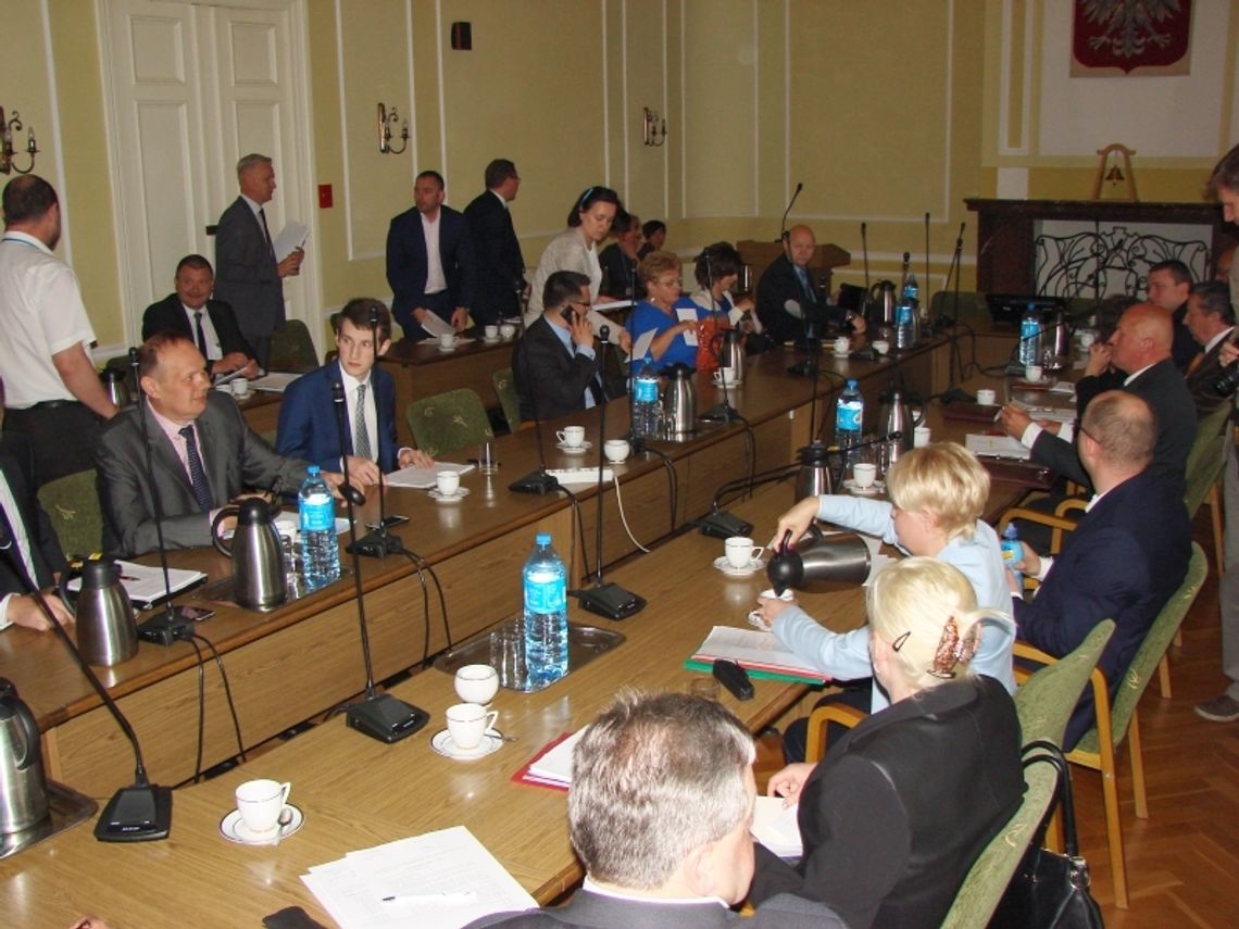 Już jest! NOWY PRZEWODNICZĄCY RADY MIEJSKIEJ Już jest! NOWY PRZEWODNICZĄCY RADY MIEJSKIEJ