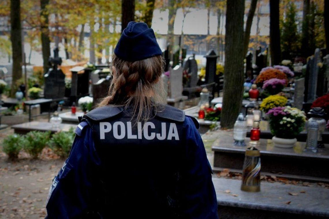 Już niebawem uroczystość Wszystkich Świętych. Zadbajmy o bezpieczeństwo swoje i innych Już niebawem uroczystość Wszystkich Świętych. Zadbajmy o bezpieczeństwo swoje i innych