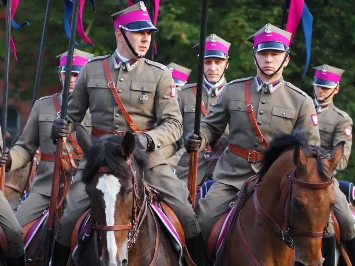 Już w ten weekend wielki święto kawalerii! Już w ten weekend wielki święto kawalerii!