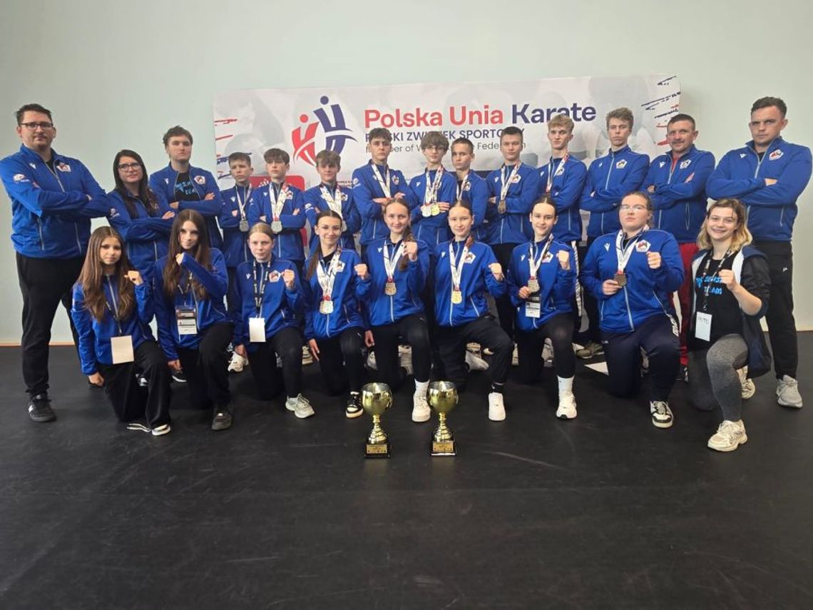 Karatecy z Tczewa z trofeami z Mistrzostw Polski w Gronowie