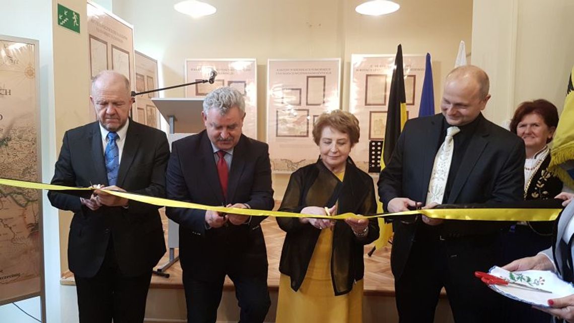 Kaszubskie Forum Kultury i filia Miejskiej Biblioteki na Kamiennej Górze otwarte Kaszubskie Forum Kultury i filia Miejskiej Biblioteki na Kamiennej Górze otwarte