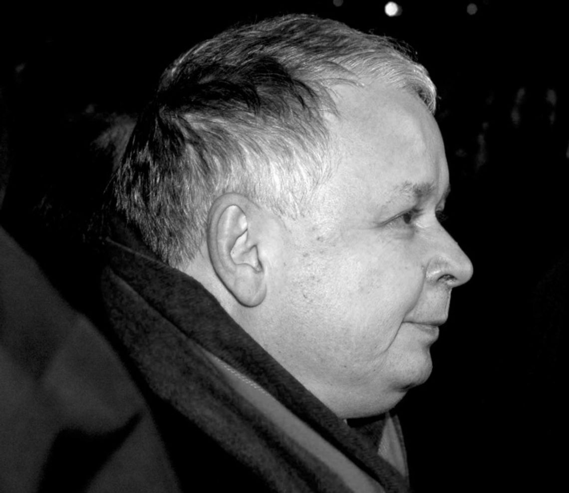 KATASTROFA SAMOLOTU Z PREZYDENTEM KACZYŃSKIM POD SMOLEŃSKIEM. NIKT NIE PRZEŻYŁ. TRAGEDIA KATYŃSKA KATASTROFA SAMOLOTU Z PREZYDENTEM KACZYŃSKIM POD SMOLEŃSKIEM. NIKT NIE PRZEŻYŁ. TRAGEDIA KATYŃSKA