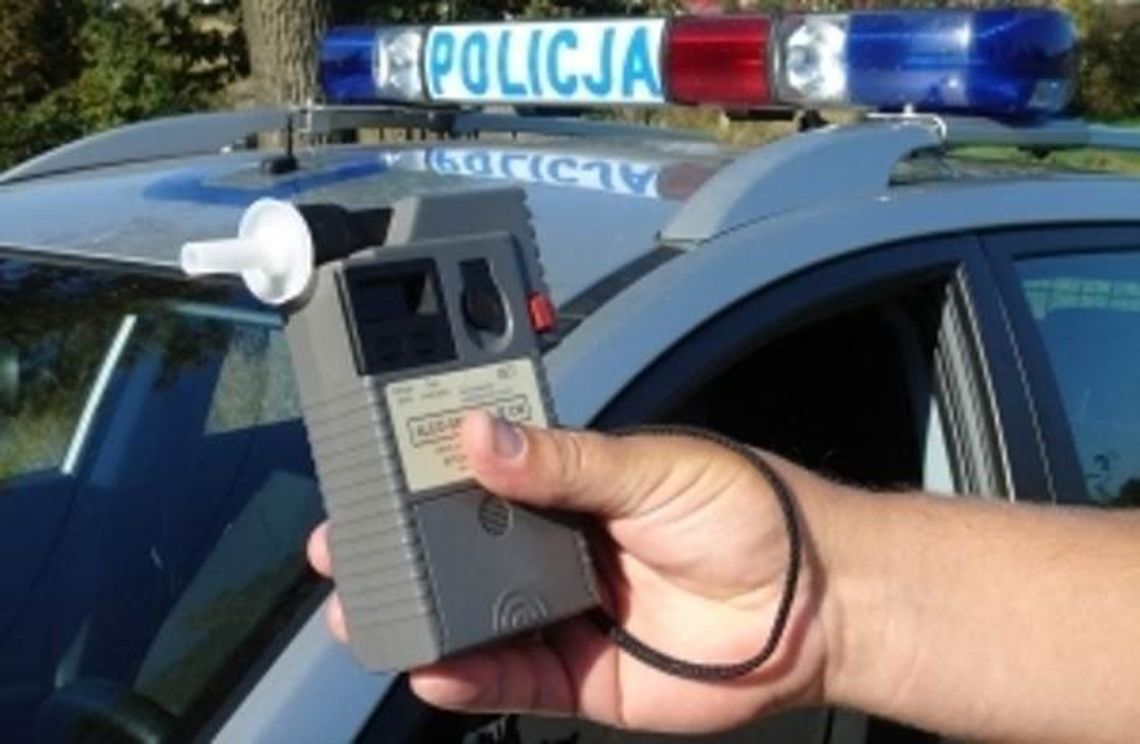 Kierował pijany mimo sądowego zakazu prowadzenia pojazdów Kierował pijany mimo sądowego zakazu prowadzenia pojazdów