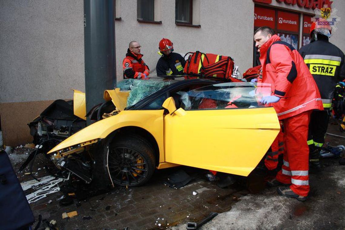 Kierowca lamborghini potrącił rowerzystę Kierowca lamborghini potrącił rowerzystę