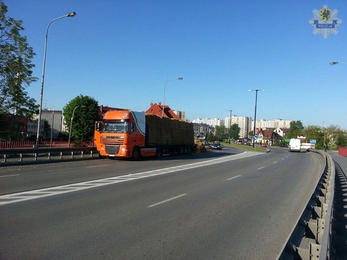 Kierowca nie zadbał o przewożony ładunek Kierowca nie zadbał o przewożony ładunek