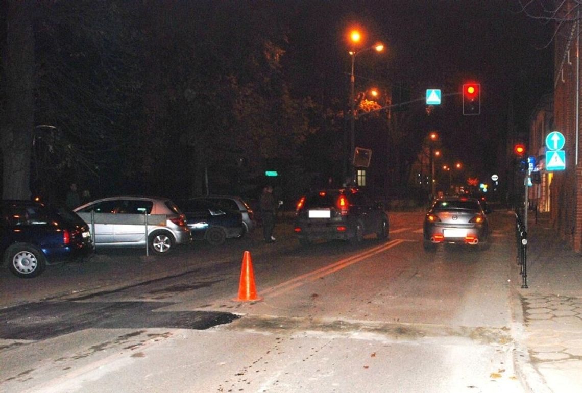 Kierowca potrącił dziewiętnastolatka Kierowca potrącił dziewiętnastolatka