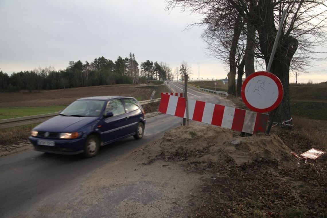 Kierowcy jeżdżą wbrew znakom zakazu Kierowcy jeżdżą wbrew znakom zakazu