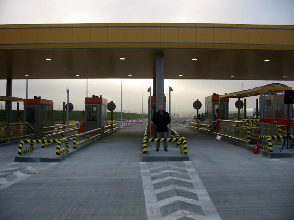 Kierowcy są oburzeni! Droższa autostrada A1. Dokładka 5-złotowa Kierowcy są oburzeni! Droższa autostrada A1. Dokładka 5-złotowa