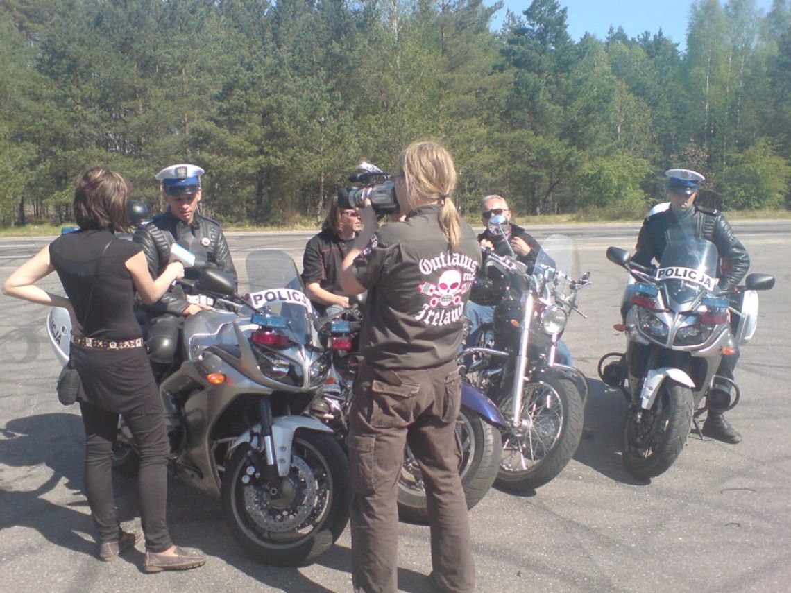 Klaps z policją Klaps z policją