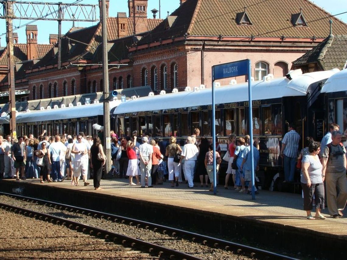 Koleją ma być szybciej - za rok Trójmiasto - Warszawa w 3 godziny Koleją ma być szybciej - za rok Trójmiasto - Warszawa w 3 godziny