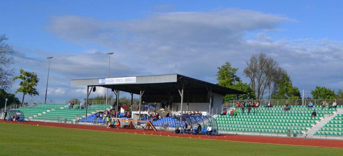 Kolejna porażka czwartoligowych piłkarzy Kolejna porażka czwartoligowych piłkarzy