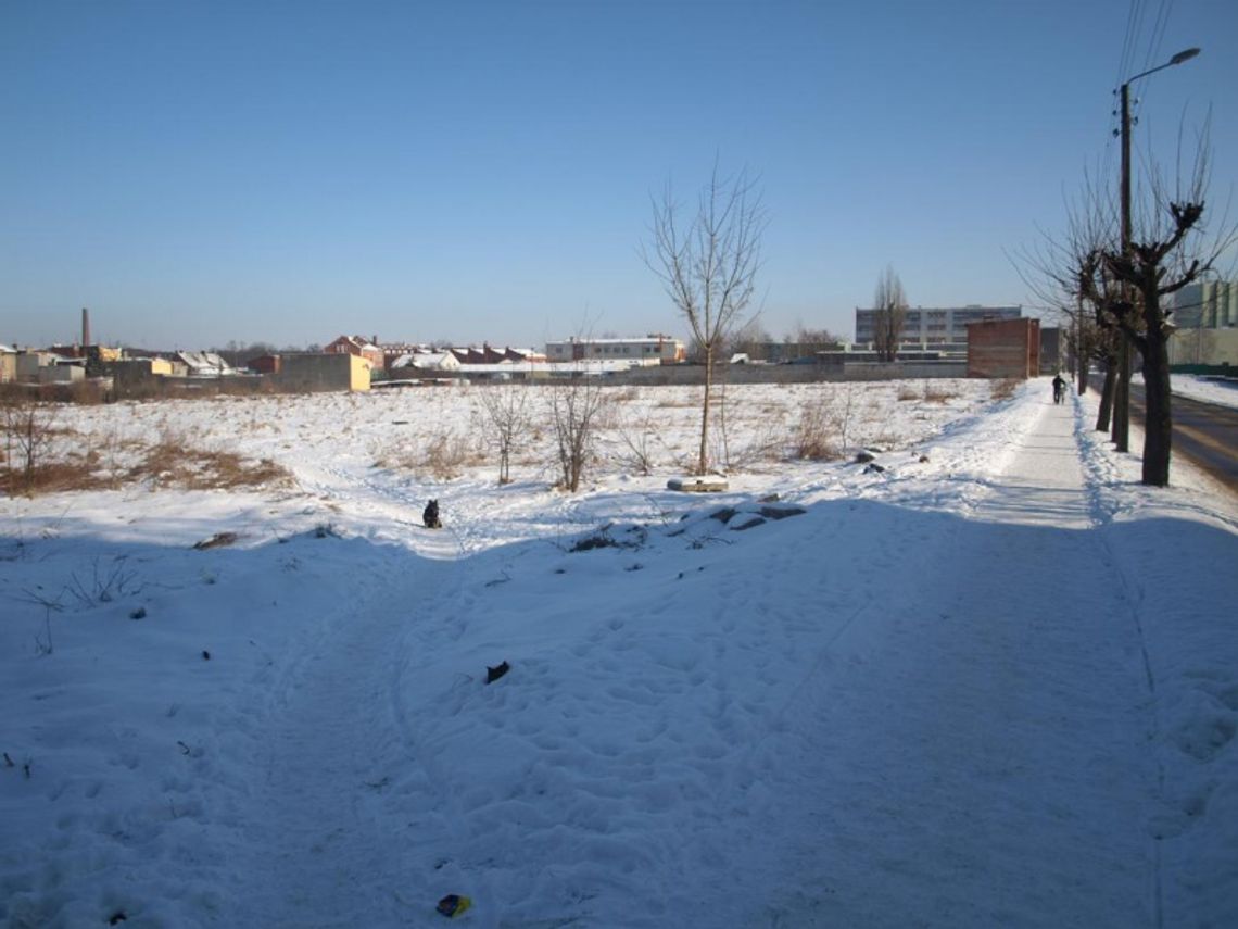 Kolejne działki czekają na inwestorów - radni boją się, że tereny pod inwestycje mogą zostać zamrożone na lata Kolejne działki czekają na inwestorów - radni boją się, że tereny pod inwestycje mogą zostać zamrożone na lata