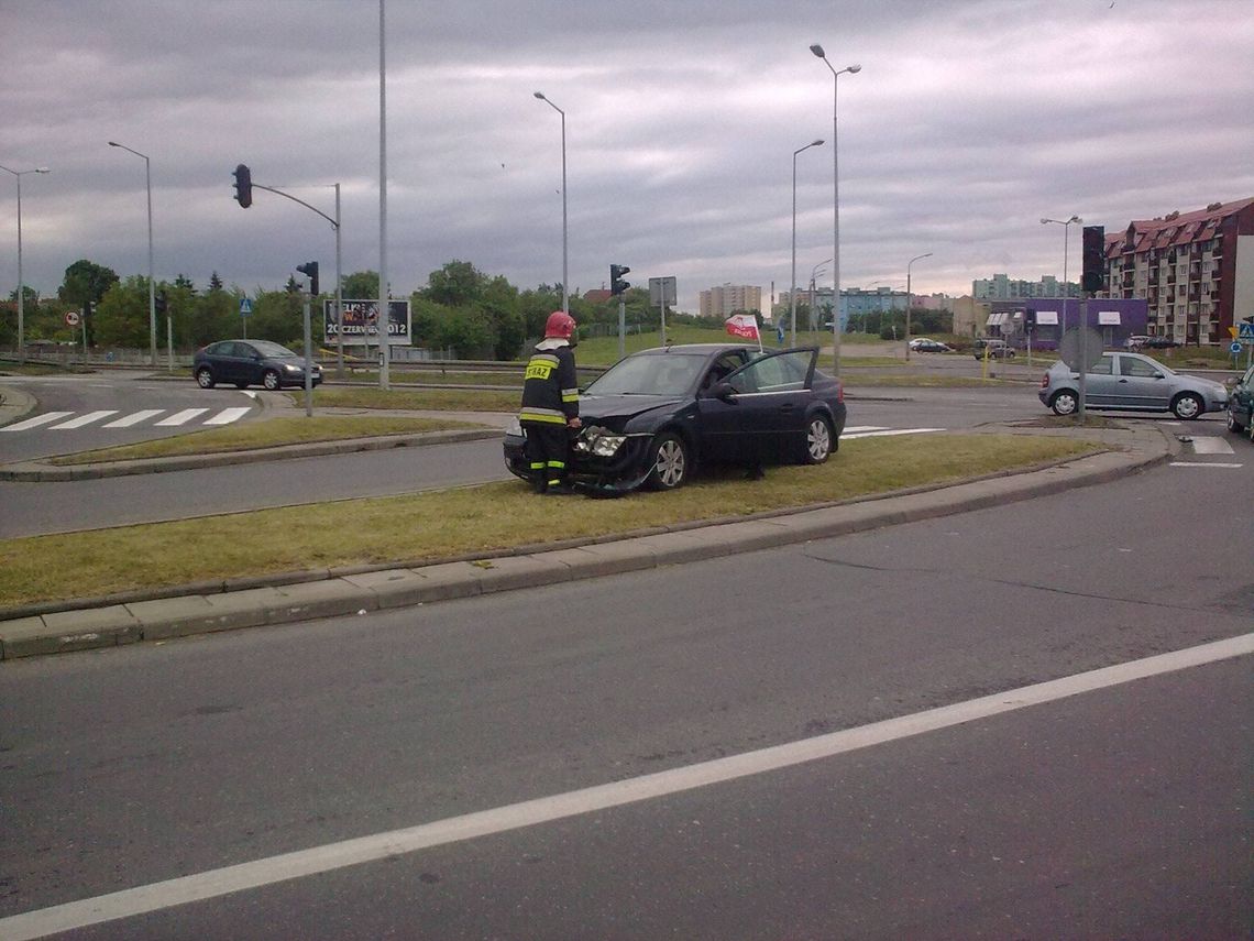 Kolejny wypadek na al. Solidarności Kolejny wypadek na al. Solidarności