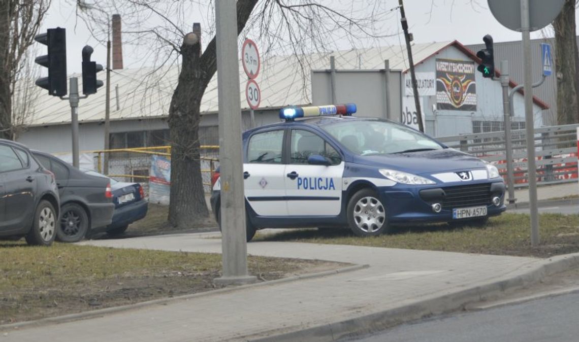 Kolizja na skrzyżowaniu Al. Solidarności z Malinowską